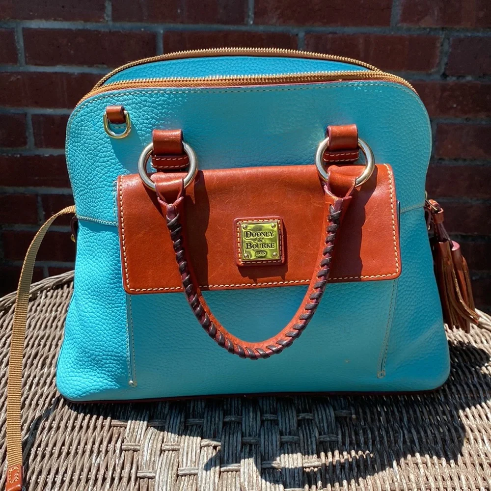 Final Price!!Beautiful Dooney & Bourke Purse - Picture 3 of 17